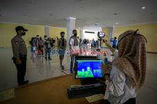Protokol Kesehatan Masuk...