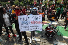 Kehilangan Mata Pencaharian...