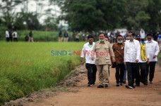 Presiden Tinjau Kesiapan...
