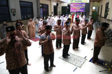 Wali Murid Meninggal...