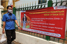 Tahap Sosialisasi, Penumpang...