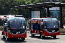 Shuttle Bus Gratis Manjakan...
