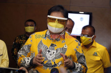Airlangga Hartarto Hadiri...