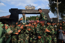 Tradisi Lepas Sambut...