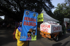Bendung Penularan Covid-19,...