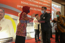 Rakernas IKA STKS, Berikan...