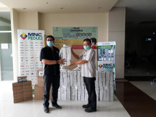 MNC Peduli Bagikan Makan...