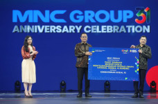 Rayakan HUT Ke-31 MNC...