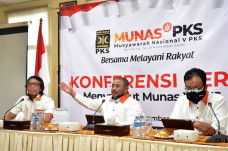 PKS Akan Gelar Munas...