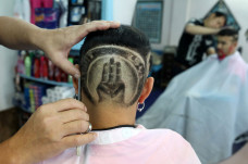 Begini Gaya Rambut Mantan...