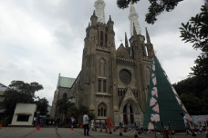 Persiapan Gereja Katedral...