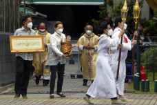Begini Suasana Misa...