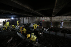 Penataan Kolong Jembatan...