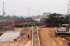 Pembangunan Akses Tol...