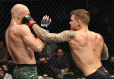 Dustin Poirier Tumbangkan...