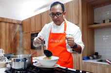 Hari Gizi Nasional,...