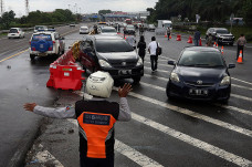 Tak Tahu Ada Ganjil...