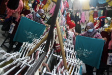 Pandemi Covid-19 Berkepanjangan,...