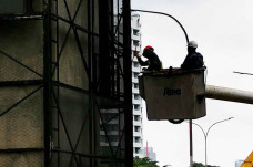Pendapatan Sektor Reklame...