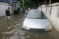 Banjir Kepung Permukiman...
