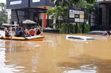 Hujan Sejak Jumat, Kawasan...