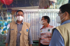 Anies Baswedan Kunjungi...