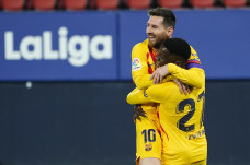 Barcelona Sukses Menang...