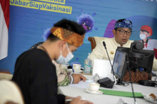 Kang Emil Resmikan Portal...