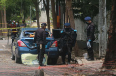 Pasca Ledakan, Polisi...
