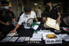 Pengungkapan Kasus Terduga...