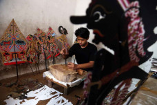 Keren, Remaja 16 Tahun...