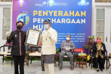 Jawa Barat Raih Dua...