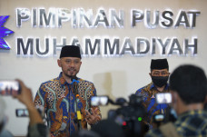 Bahas Kerukunan Umat...