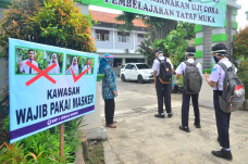 Simulasi Pembelajaran...
