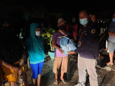 Bantuan Kemanusiaan...
