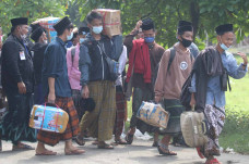 15.000 Santri Ponpes...