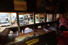 Agen Tiket Bus Keluhkan...