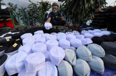 Sepekan Ramadhan, Penjualan...