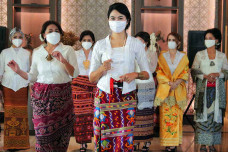 21 Perempuan Lintas...