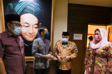 Sambangi PBNU, Nadiem...
