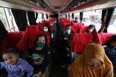 Larangan Mudik Dipercepat,...