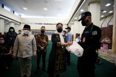 Bakti Sosial Persaudaraan...