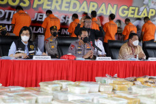 Mabes Polri Amankan...