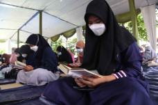 Siswa Sekolah Islam...