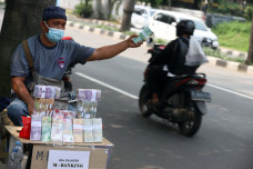 Jelang Lebaran, Jasa...