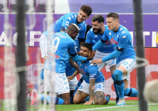 Tundukkan Fiorentina,...