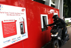 Himbara Permudah Transaksi...