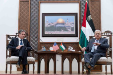 Temui Mahmoud Abbas,...