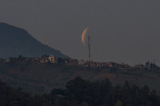 Gerhana Bulan Total...