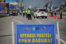 Penyekatan Kendaraan...